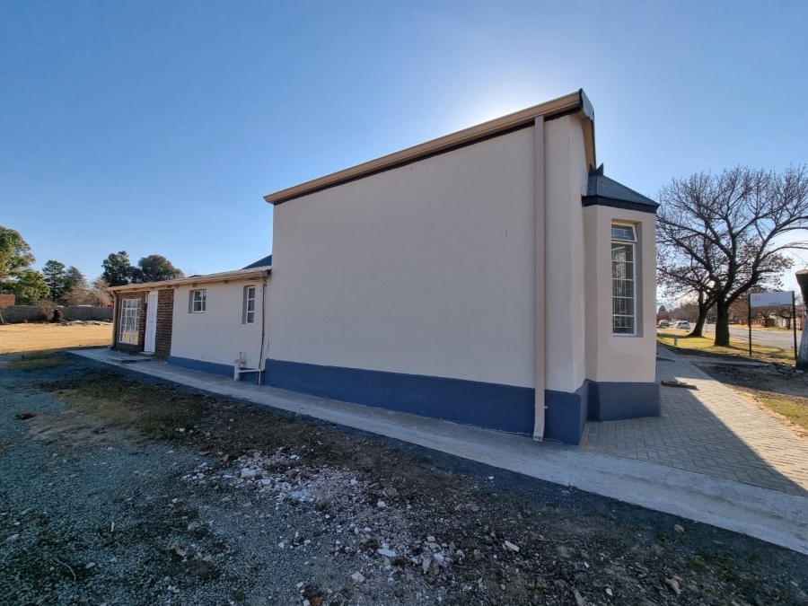 Commercial Property for Sale in Kestell Free State